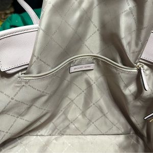 Michael kors purse and wallet